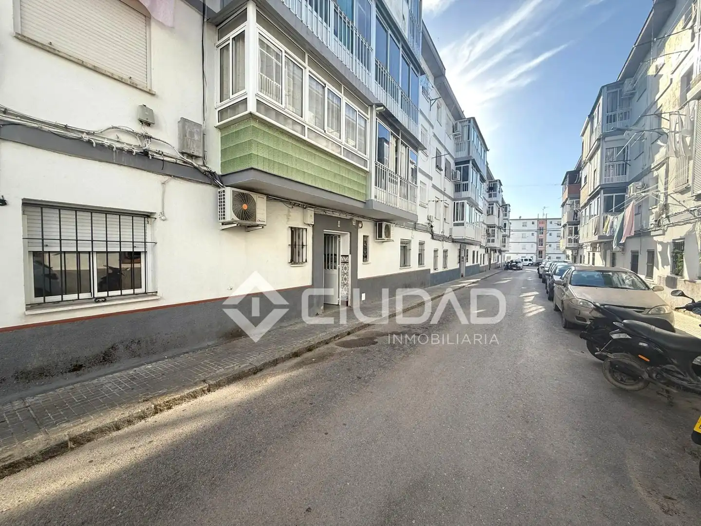 Vista exterior de Piso en venta en Sanlúcar de Barrameda con Balcón