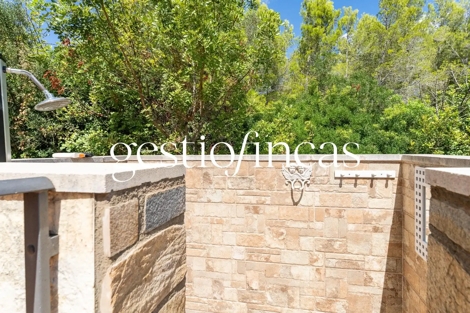 Houses for sale in Pratdip  with Air Conditioner, Heating and Private garden