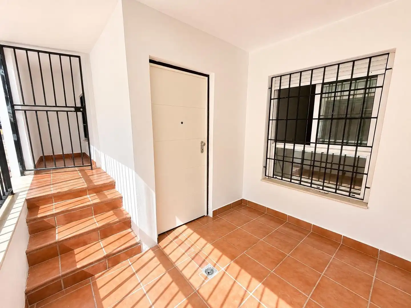 Piso en venta en Roquetas de Mar con Aire acondicionado y Terraza