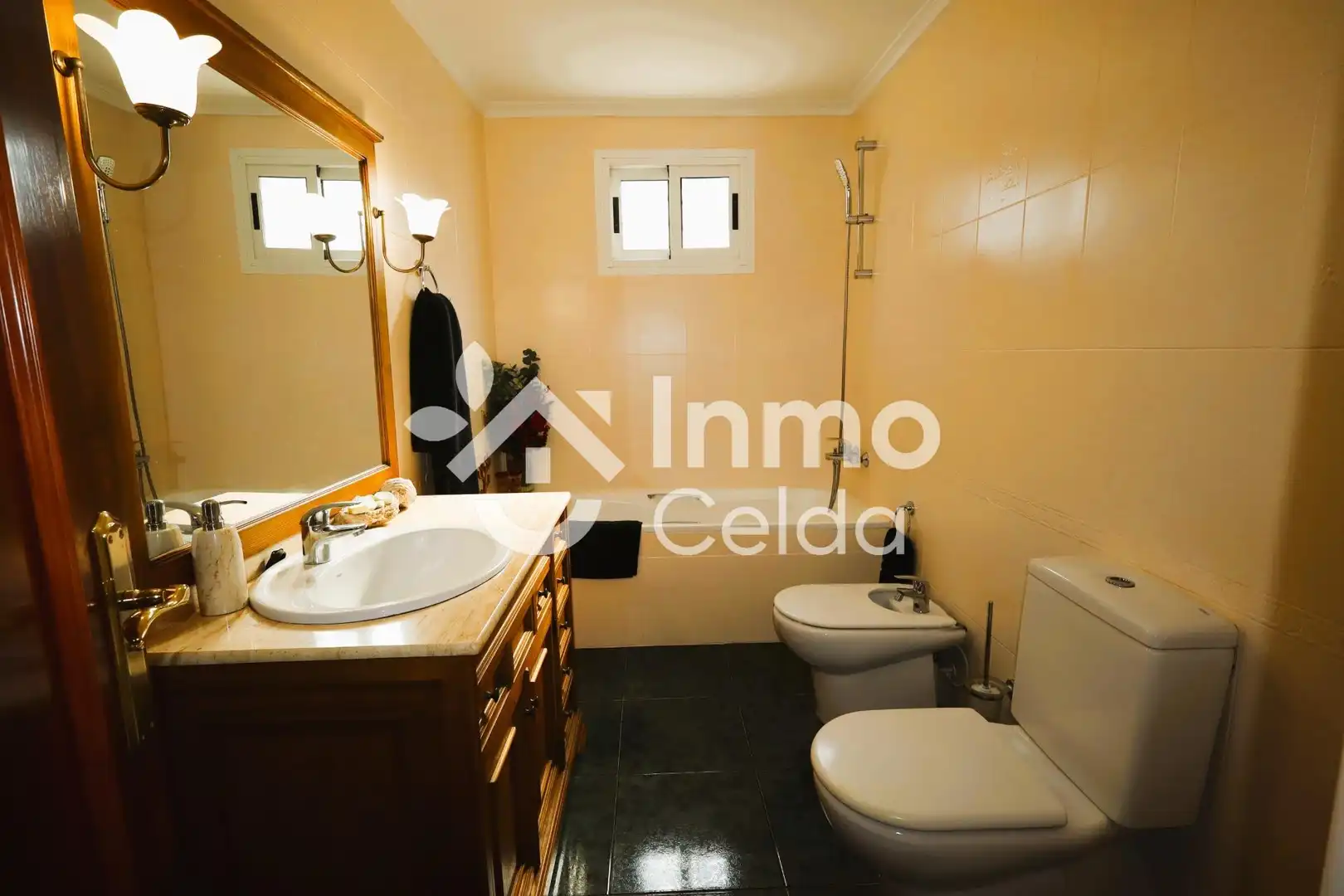 Baño de Casa o chalet en venta en Torrent con Aire acondicionado, Calefacción y Jardín privado