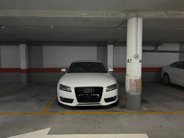 Garaje en Venta en Plaza de los Sauces en Barañáin / Barañain