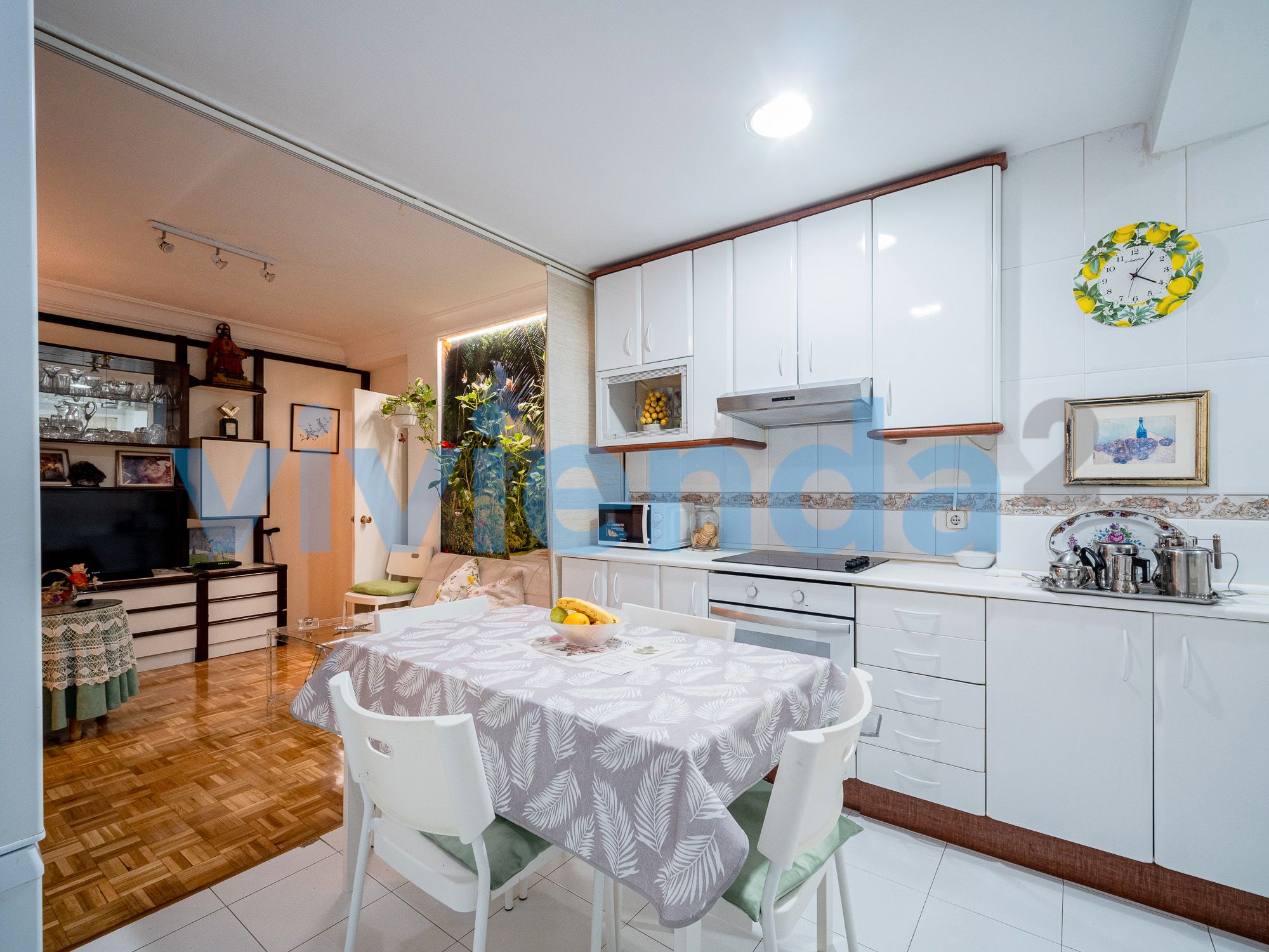 Kitchen of Flat for sale in  Madrid Capital  with Heating and Terrace