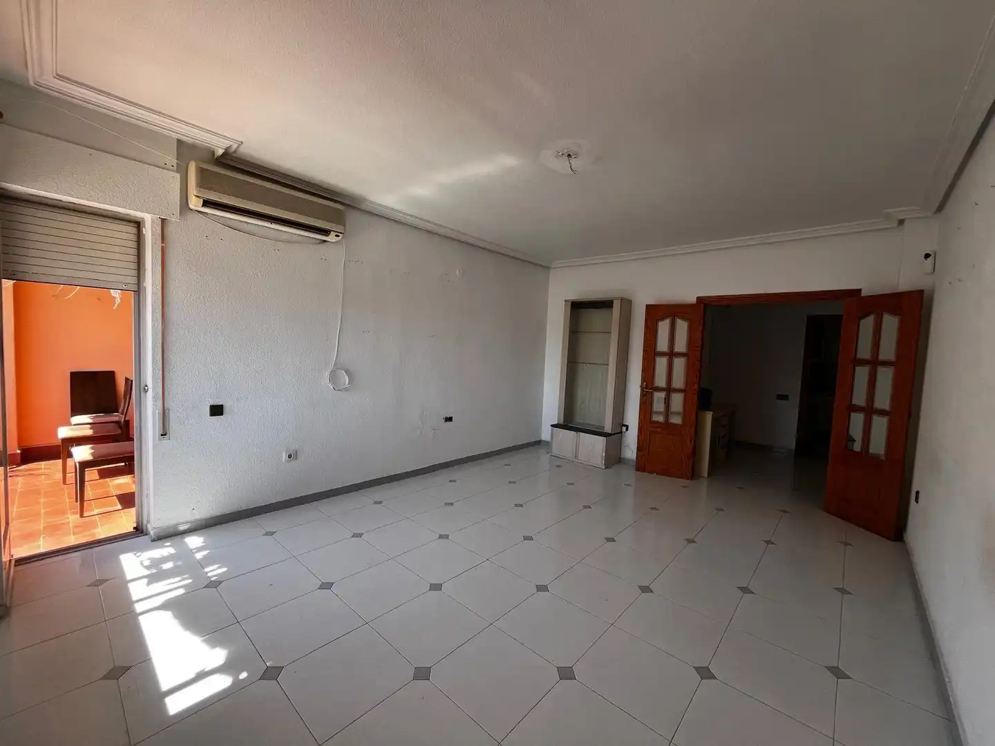 Living room of Flat for sale in Murcia  with Air Conditioner, Terrace and Furnished
