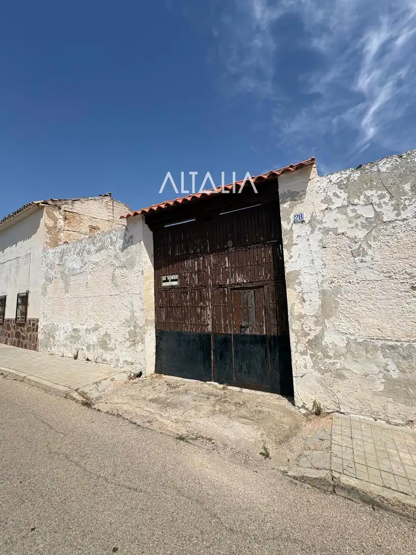 Exterior view of Land for sale in Villamayor de Santiago