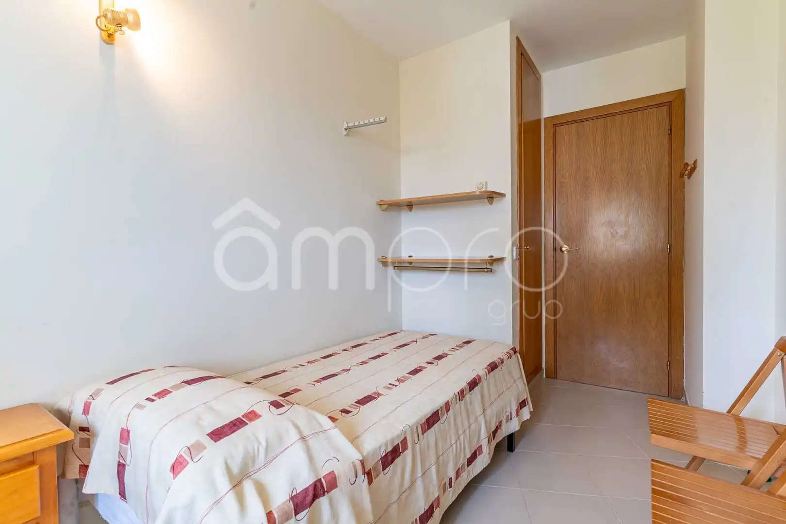 Schlafzimmer von Wohnung zum Verkauf in Torredembarra mit Klimaanlage, Terrasse und Schwimmbad