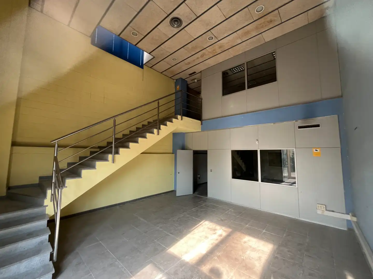 Nave industrial en venta en Riudellots de la Selva con Calefacción y Alarma