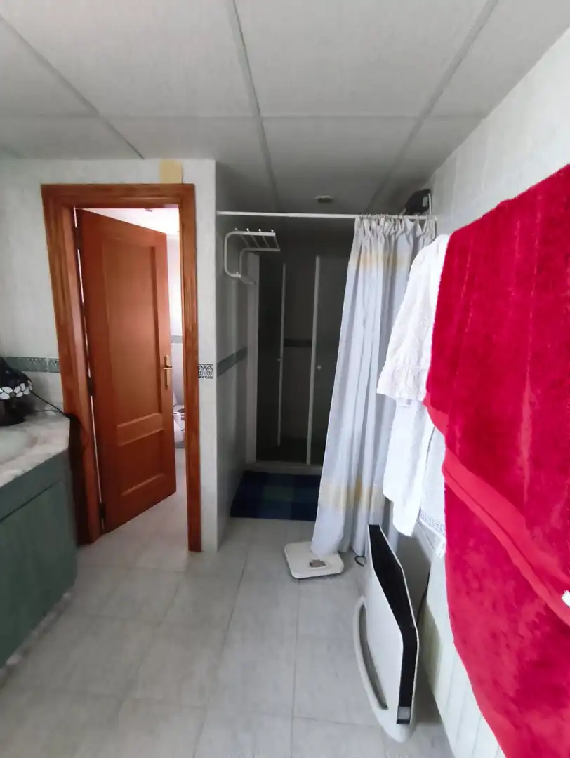 Bathroom of Houses for sale in Buñol  with Air Conditioner, Furnished and Alarm
