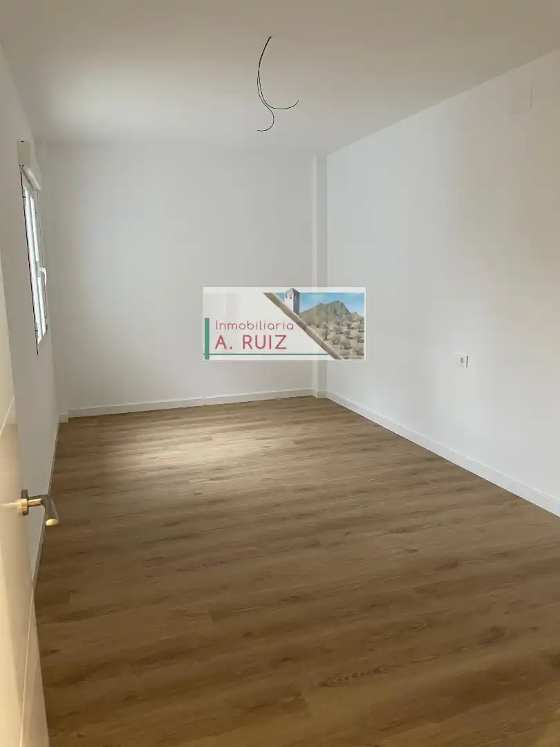 Dormitori de Àtic en venda en Priego de Córdoba amb Aire condicionat, Parquet i Terrassa