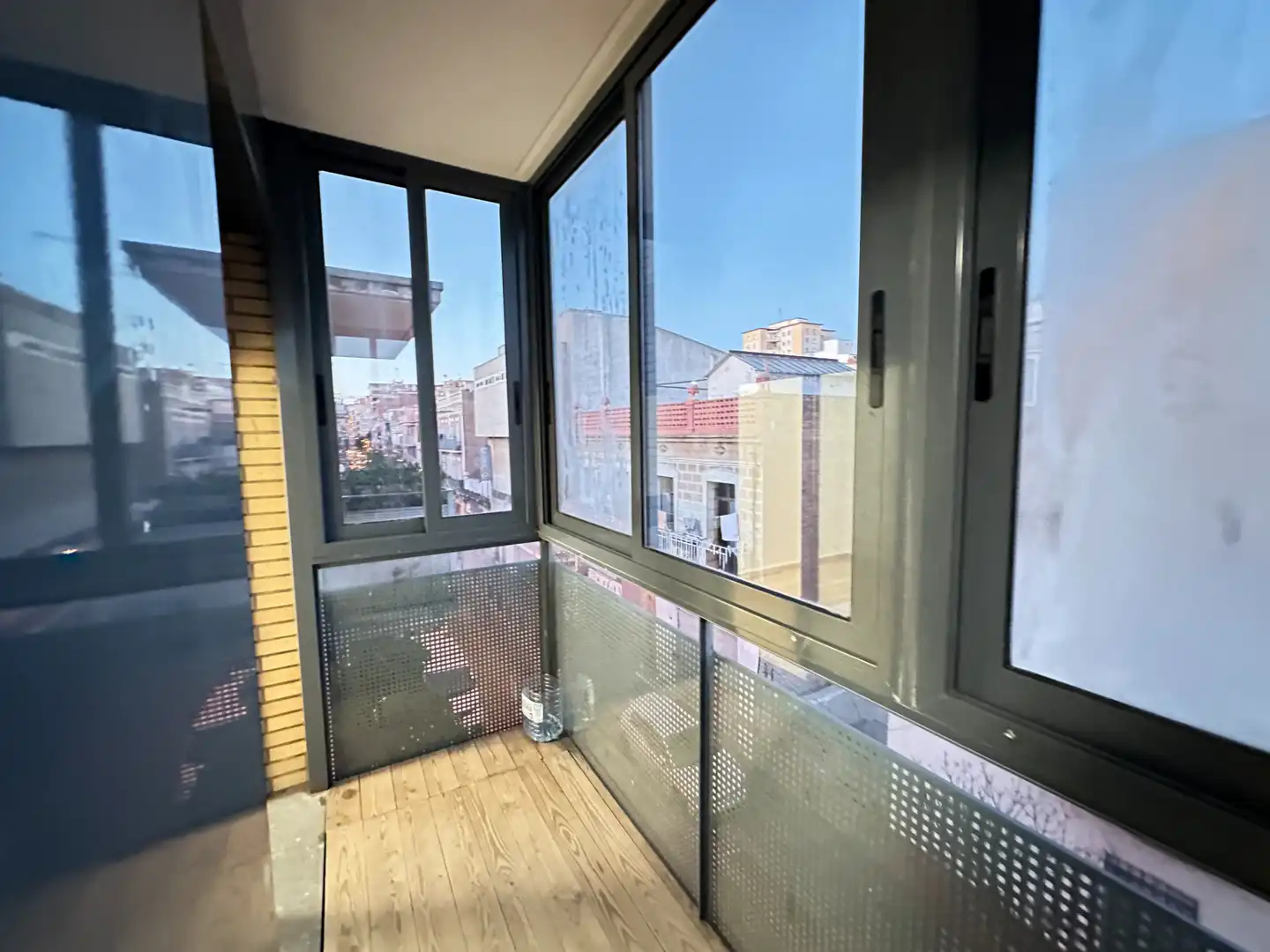 Terrassa de Casa adosada en venda en Badalona amb Aire condicionat, Calefacció i Parquet