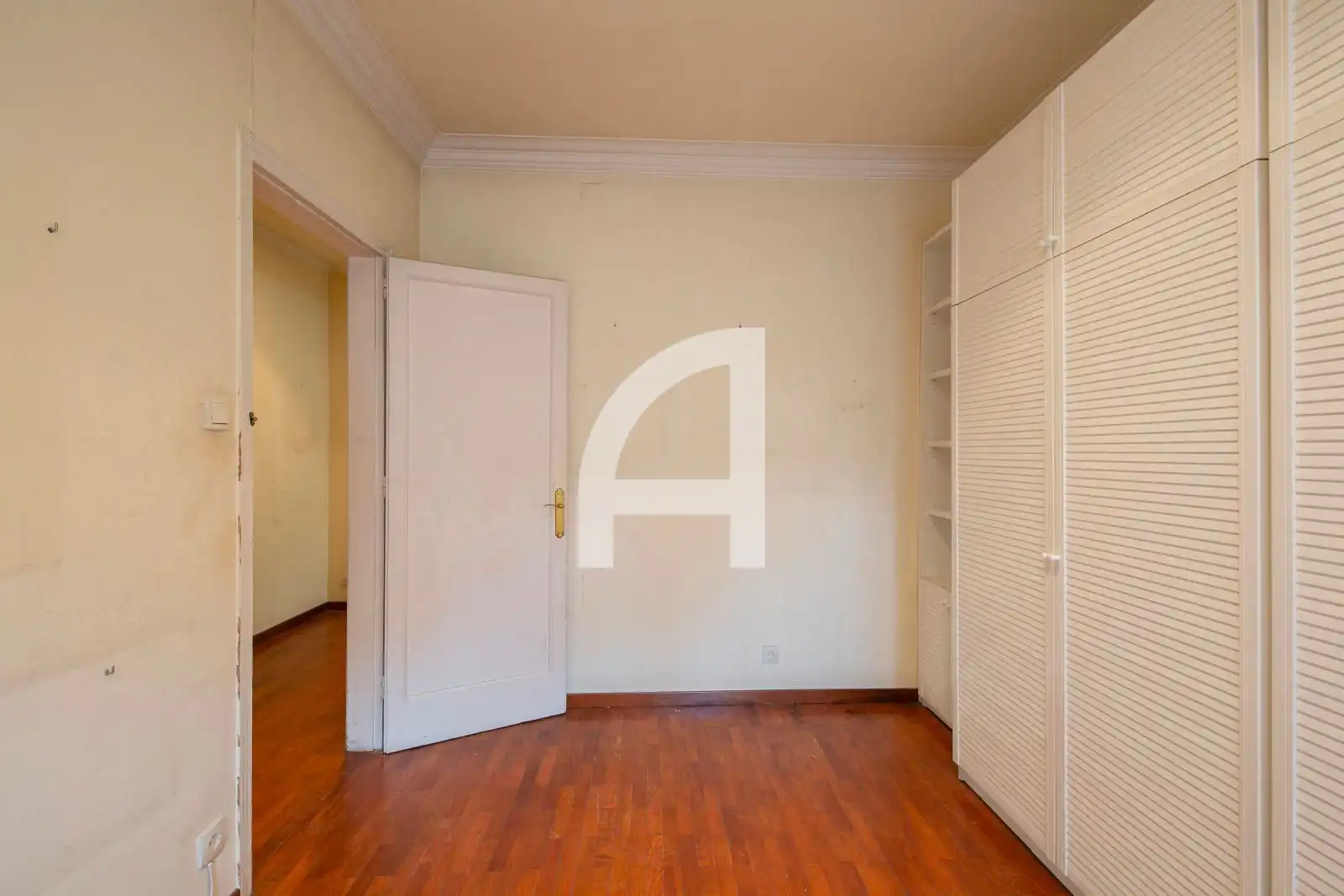 Bedroom of Flat for sale in Barcelona  with Heating, Parquet flooring and Terrace