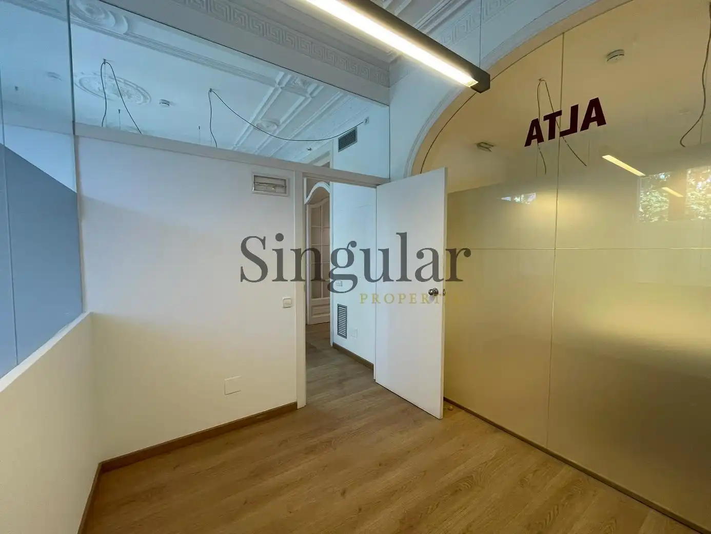 Office space with lift to rent in Passeig GRACIA, imagen 22
