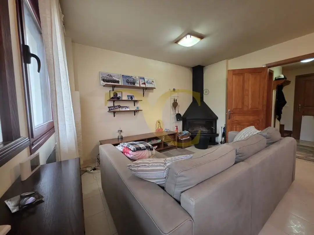 Living room of Duplexes for sale in Puebla de Lillo  with Heating, Storage room and Furnished