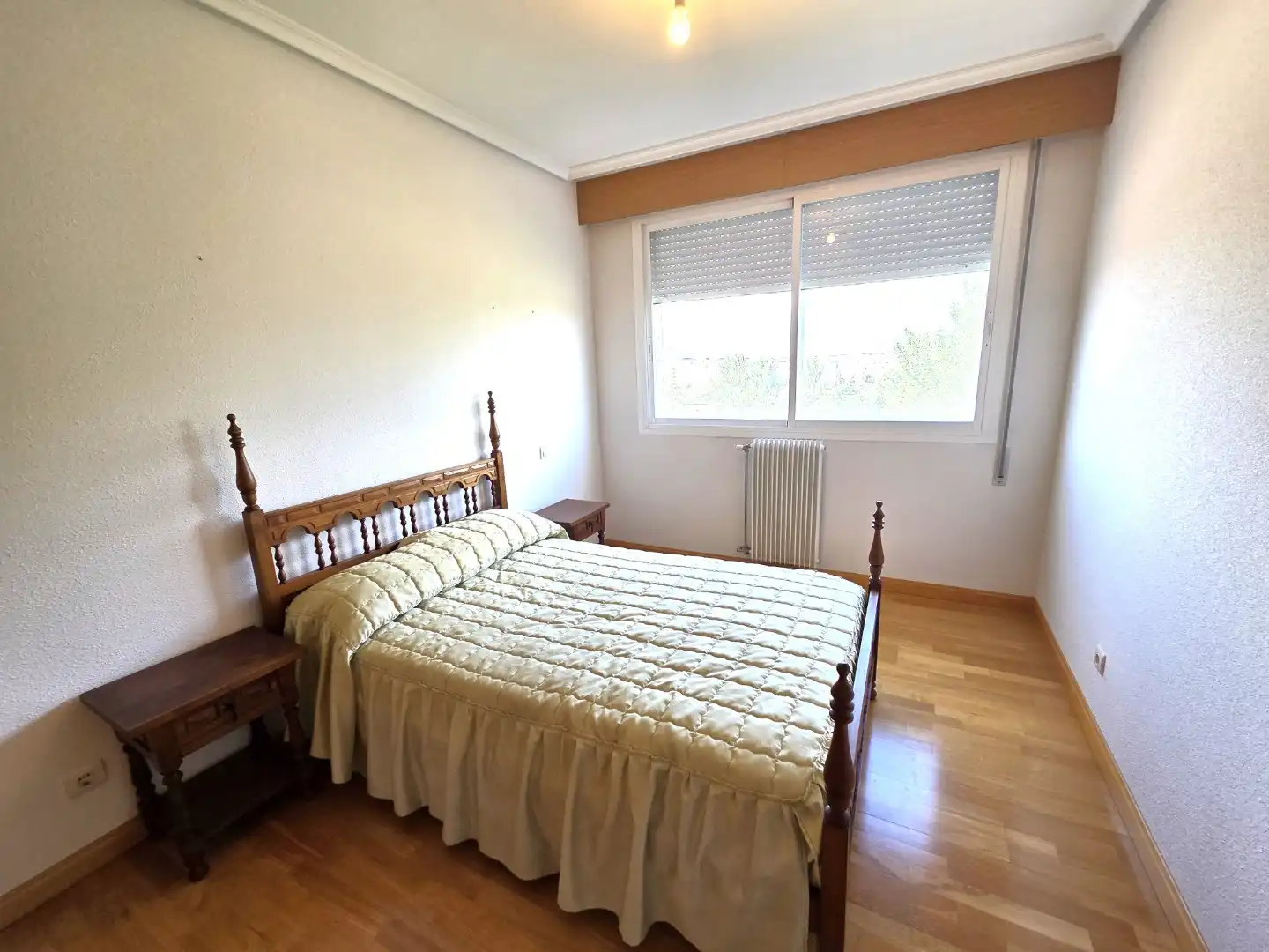 Dormitori de Pis en venda en Burgos amb Calefacció, Parquet i Traster