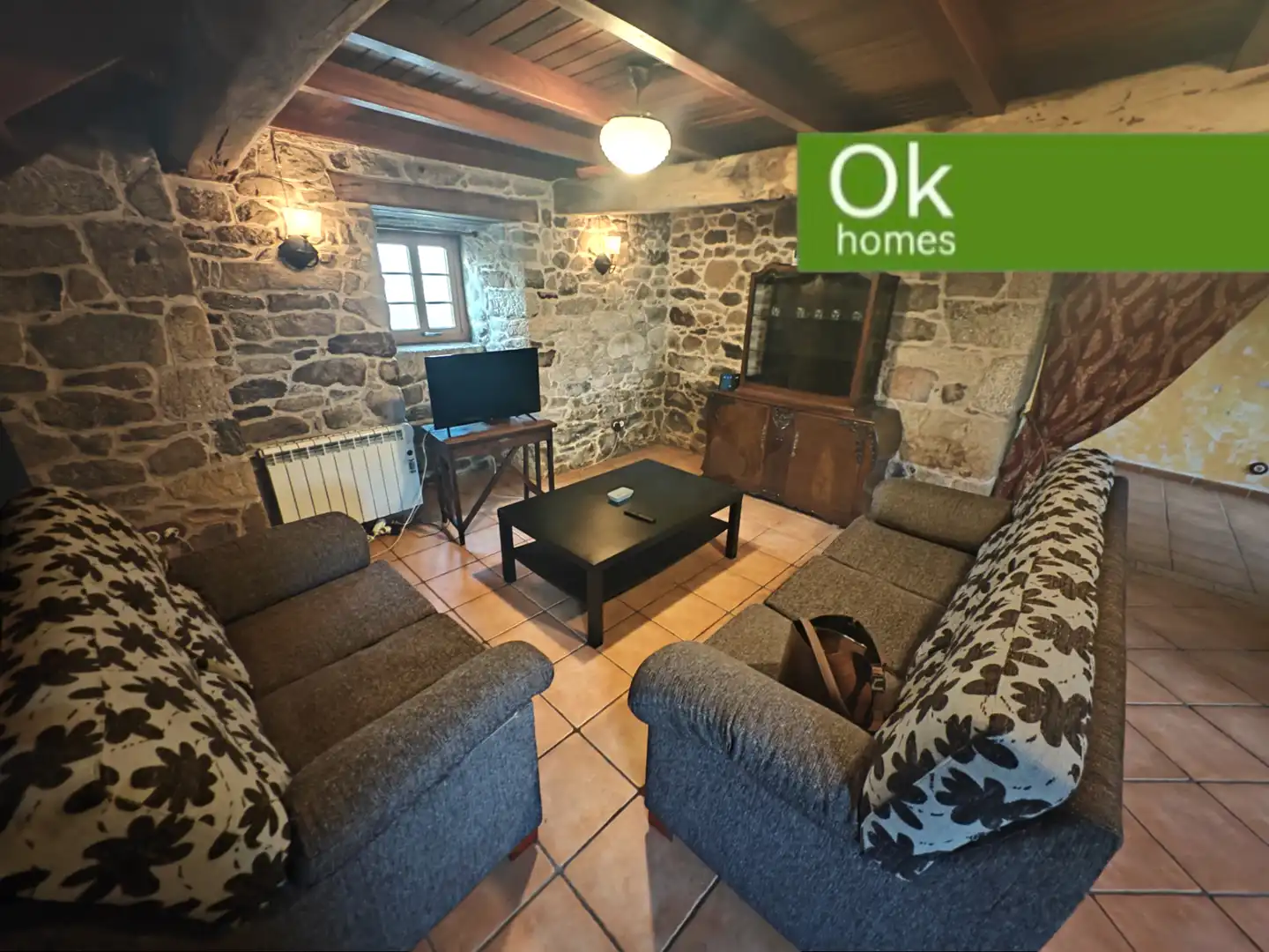 Wohnzimmer von Country house zum Verkauf in Guitiriz mit Heizung, Parkett und Abstellraum