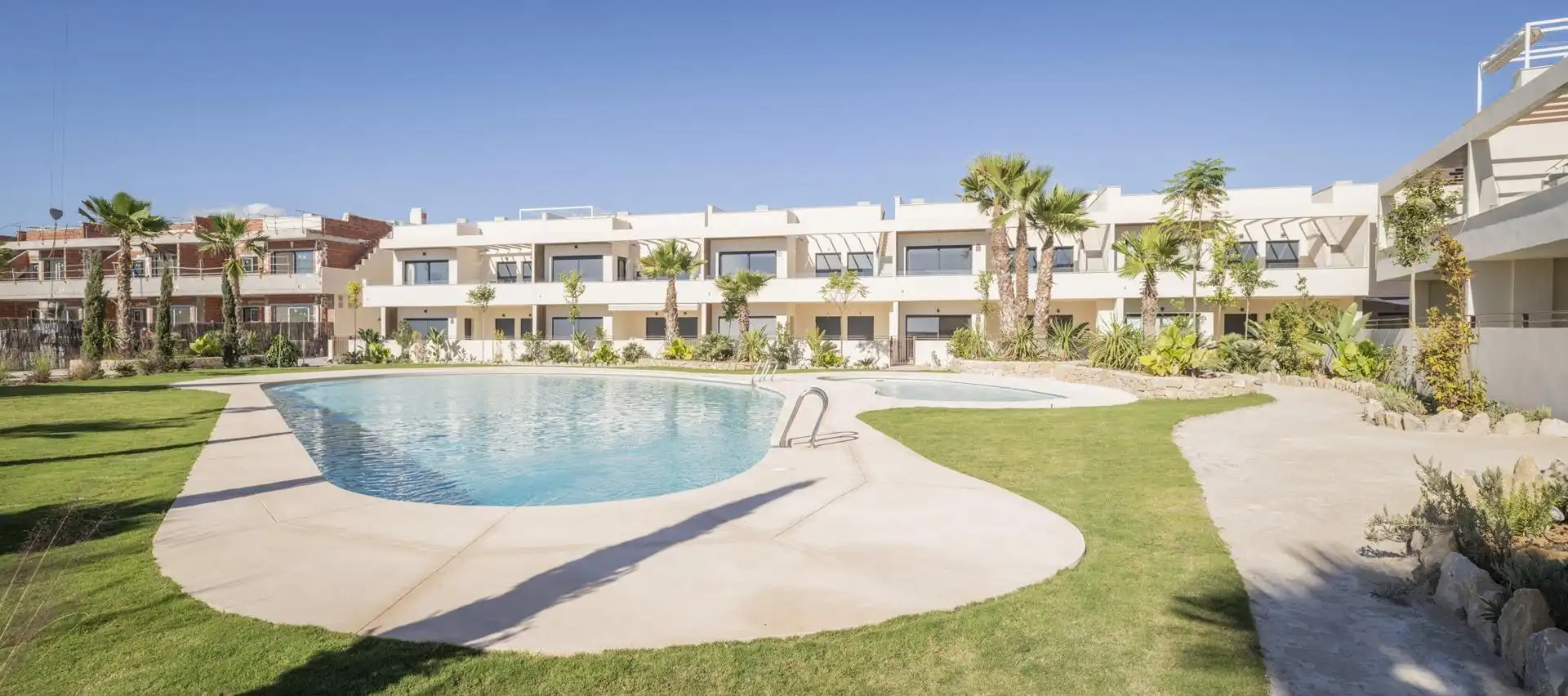 Bungalow with pool for sale in Playa del Acequión, Náufragos y Rocío del Mar