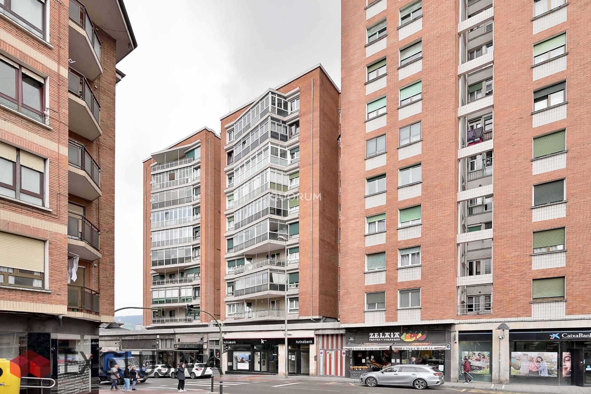 Exterior view of Flat for sale in Basauri   with Air Conditioner, Heating and Terrace