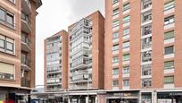 Vista exterior de Pis en venda en Basauri  amb Aire condicionat, Calefacció i Terrassa