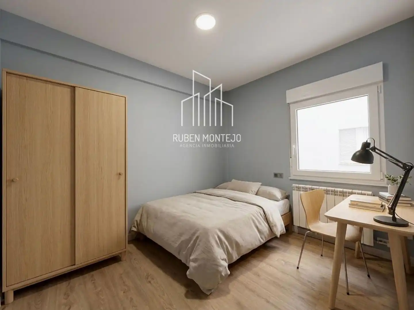 Bedroom of Flat for rent in Salamanca  with Heating, Parquet flooring and Terrace