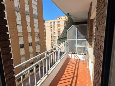 Pis amb ascensor de lloguer a Calle Agustina de Aragón
