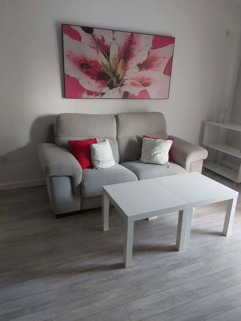 Wohnzimmer von Wohnung zur Miete in Sevilla mit Klimaanlage und Möbliert