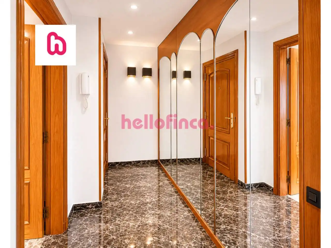 Piso en venta en Terrassa con Trastero y Alarma