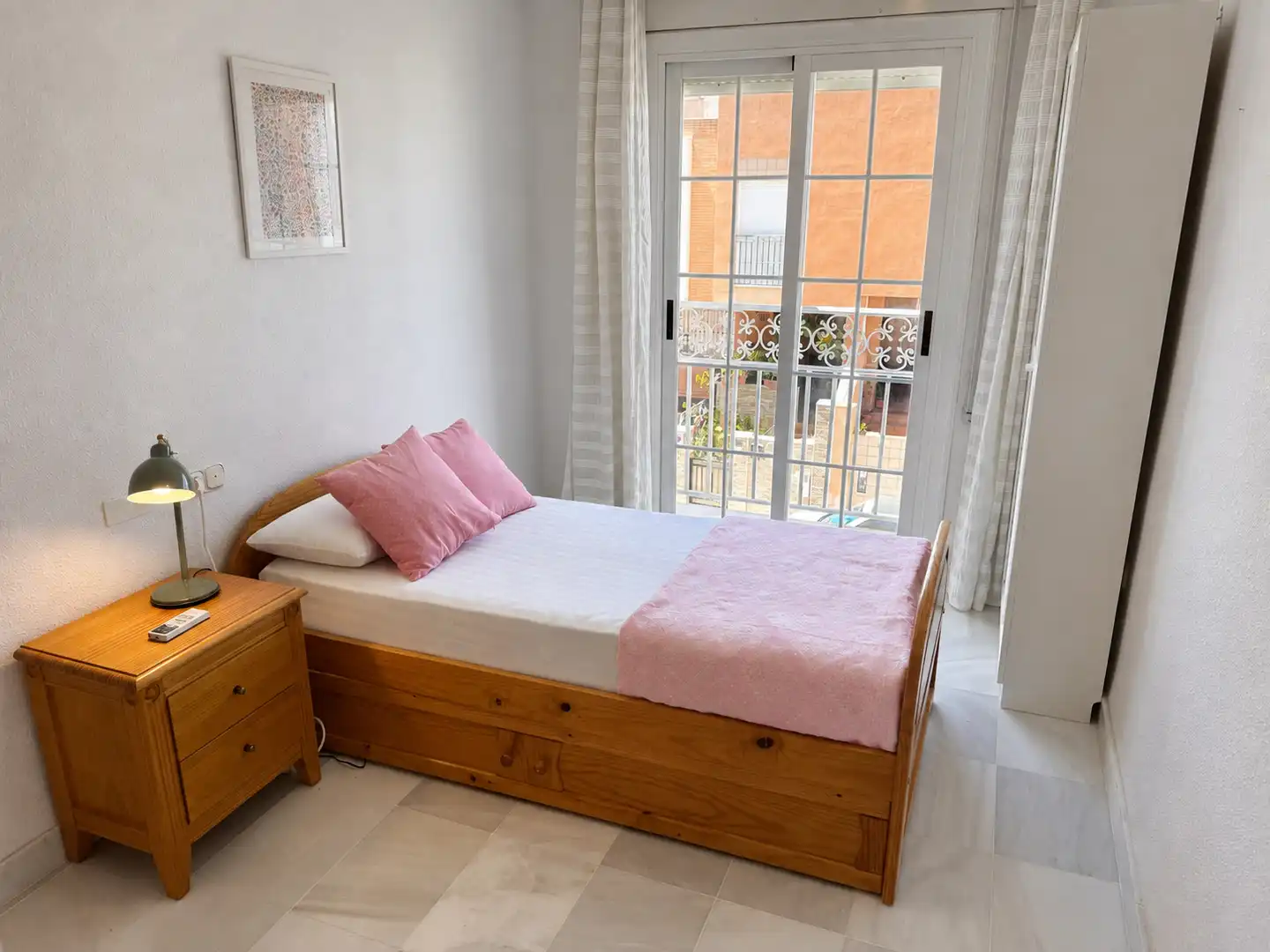 Dormitori de Casa adosada en venda en Roquetas de Mar amb Aire condicionat, Terrassa i Traster