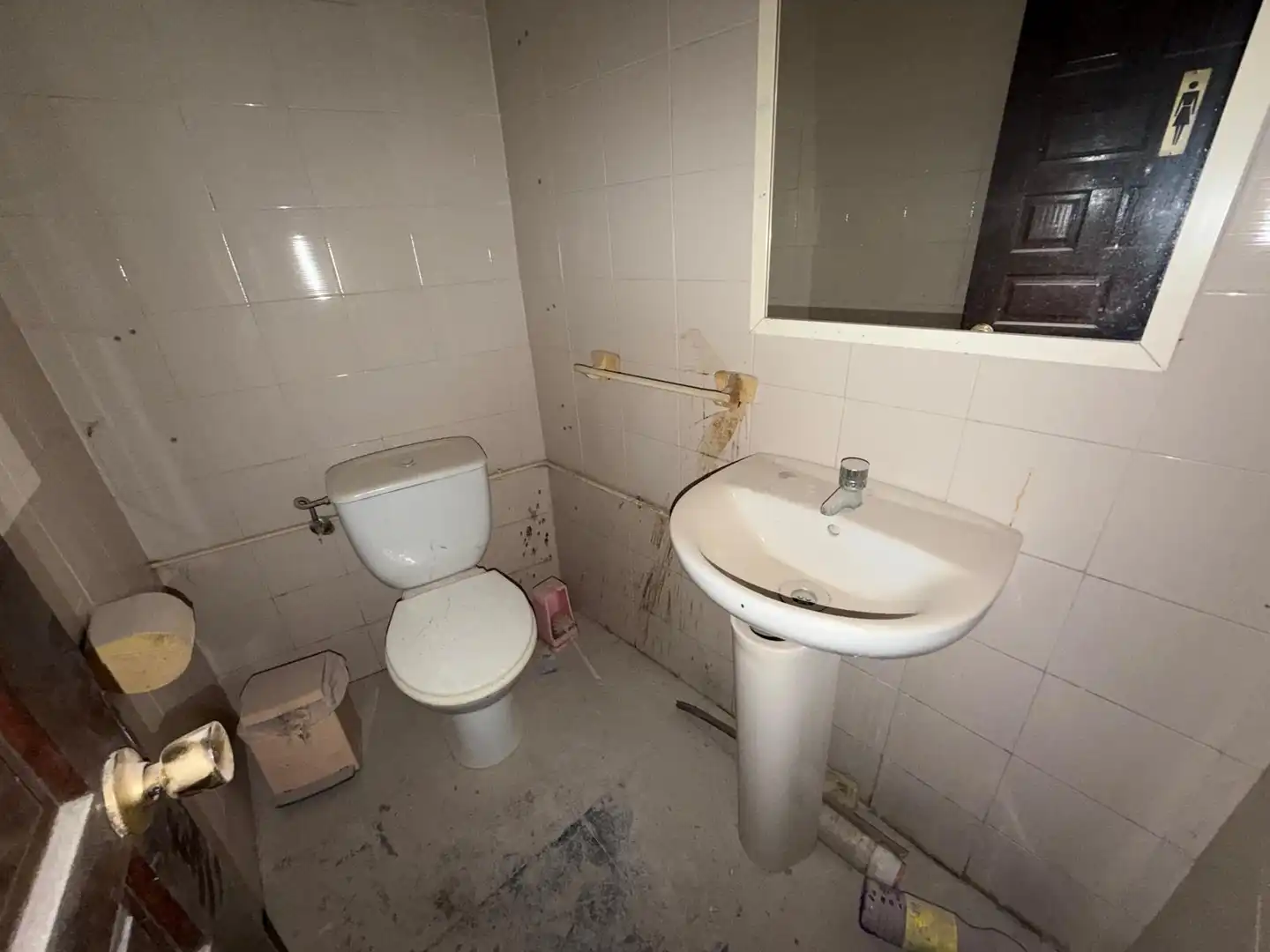 Inmuebles singulares con ascensor en venta en Avenida Reyes Católicos, imagen 15