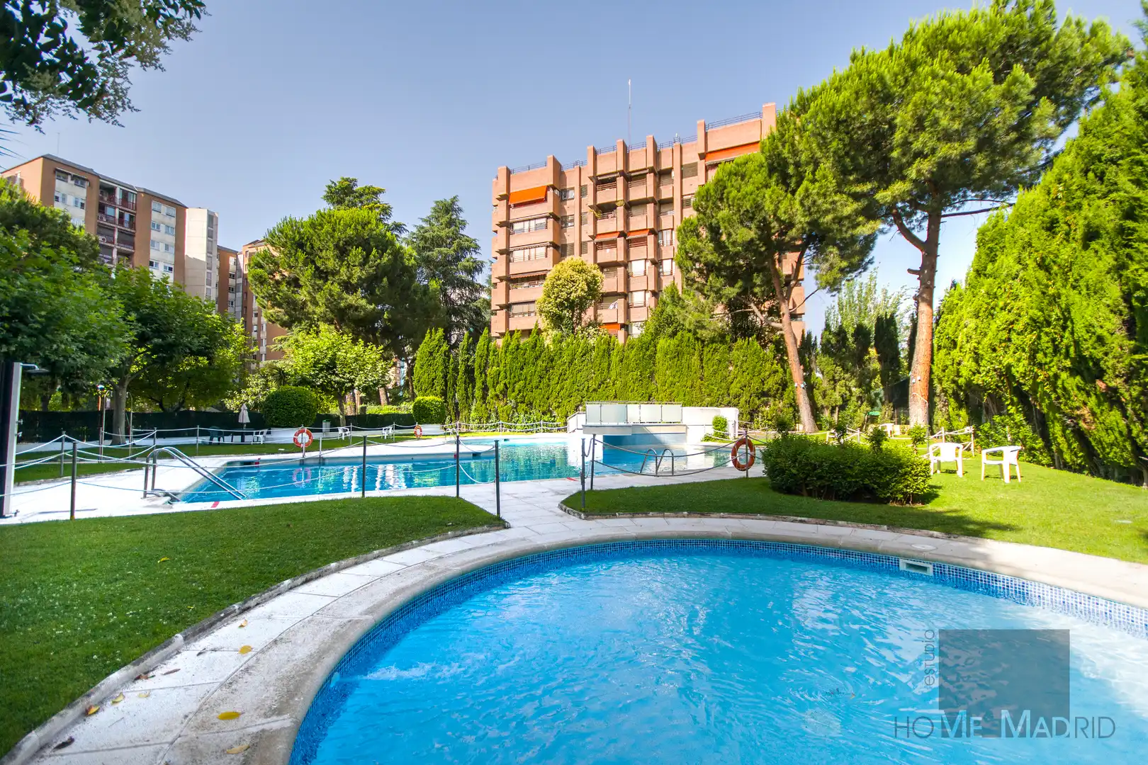 Swimming pool of Attic for sale in Madrid  with Air Conditioner, Heating and Terrace