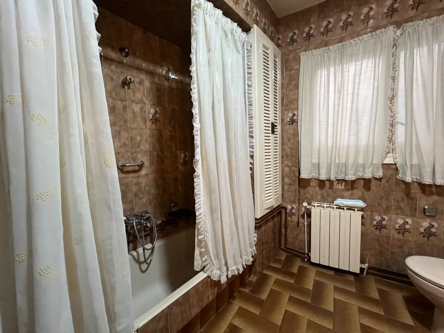Baño de Casa adosada en venta en Vila-seca con Aire acondicionado, Calefacción y Jardín privado