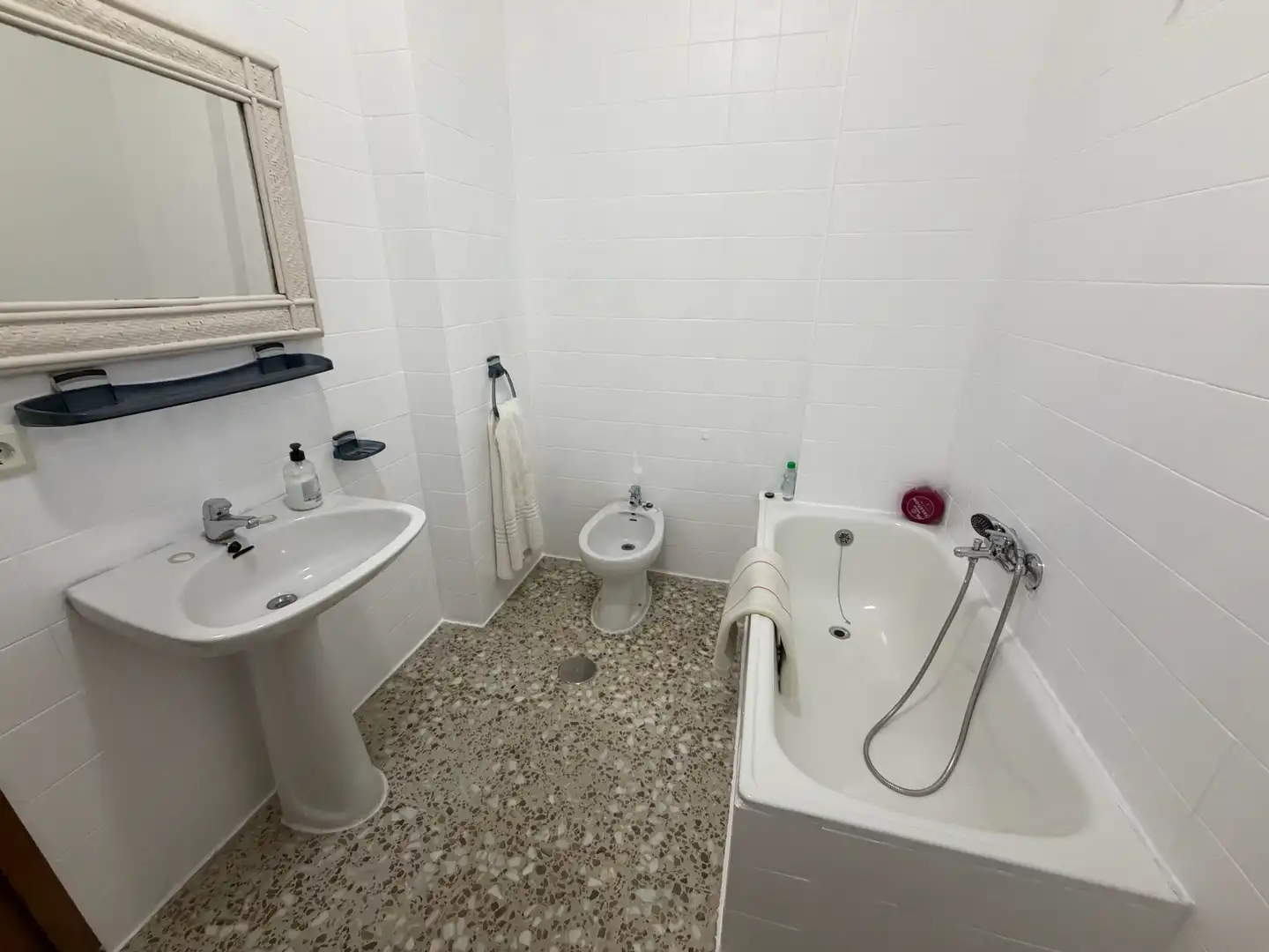 Bathroom of Flat for rent in Úbeda  with Furnished, Oven and Washing machine