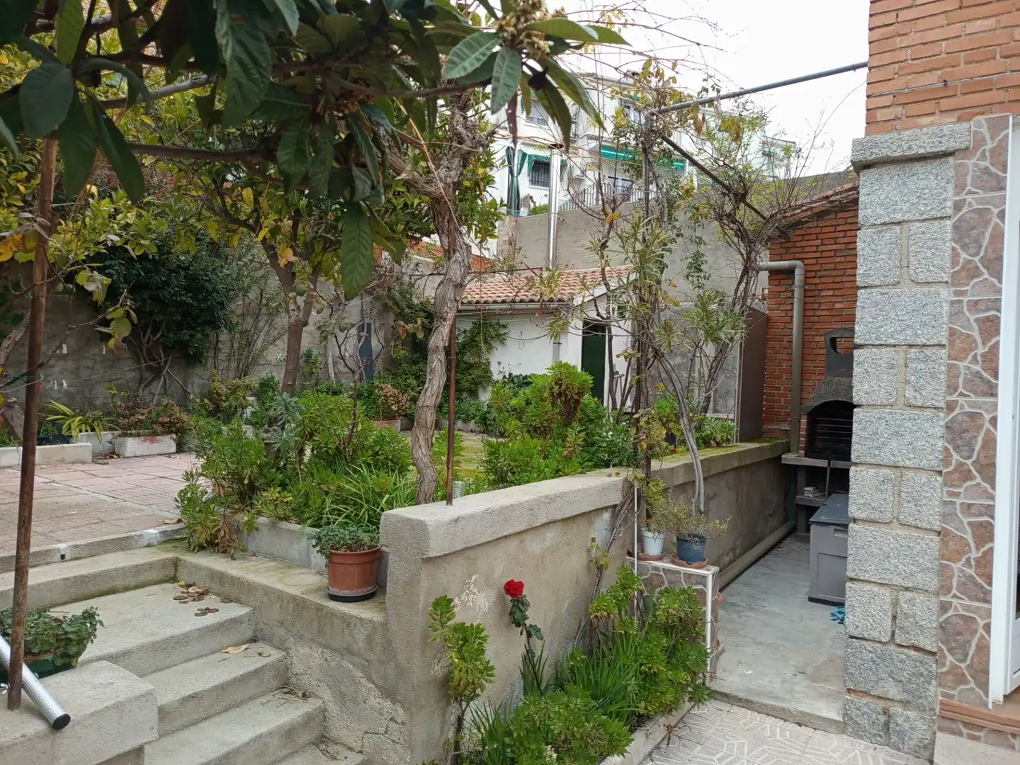 Jardí de Casa o xalet en venda en Navalcarnero amb Aire condicionat, Calefacció i Jardí privat