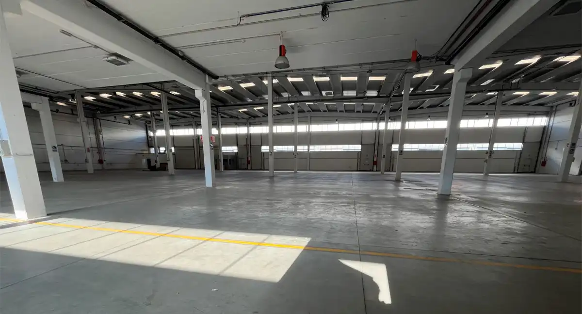 Industrial building to rent in Llinars del Vallès, imagen 5