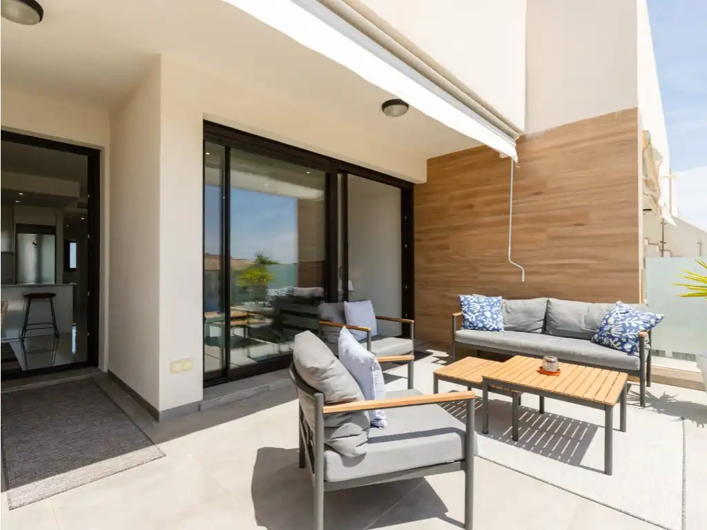 Apartamento con terraza en venta en Calle Pirineos-Filipinas, imagen 23