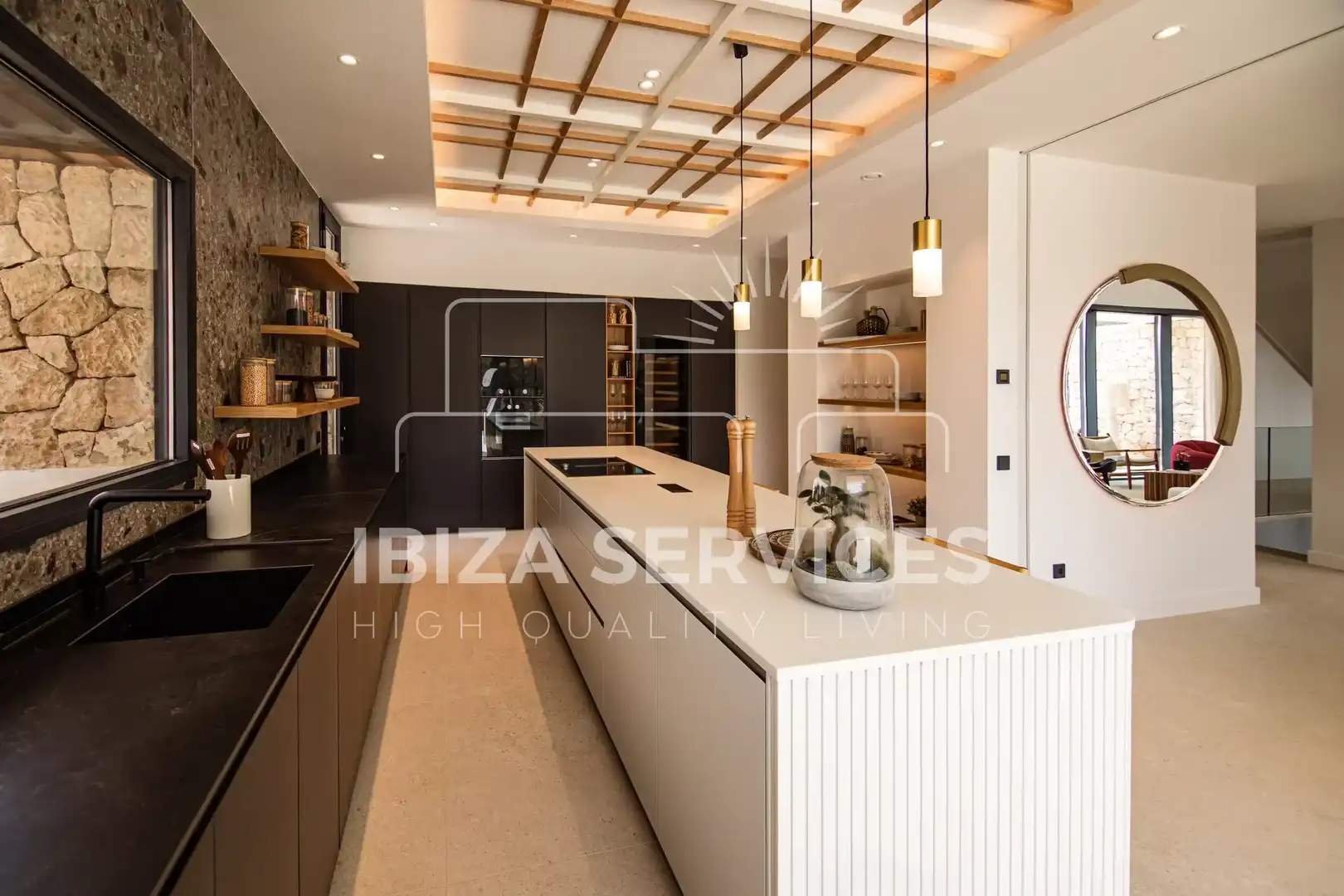 Cocina de Casa o chalet en venta en Santa Eulària des Riu con Aire acondicionado, Jardín privado y Piscina