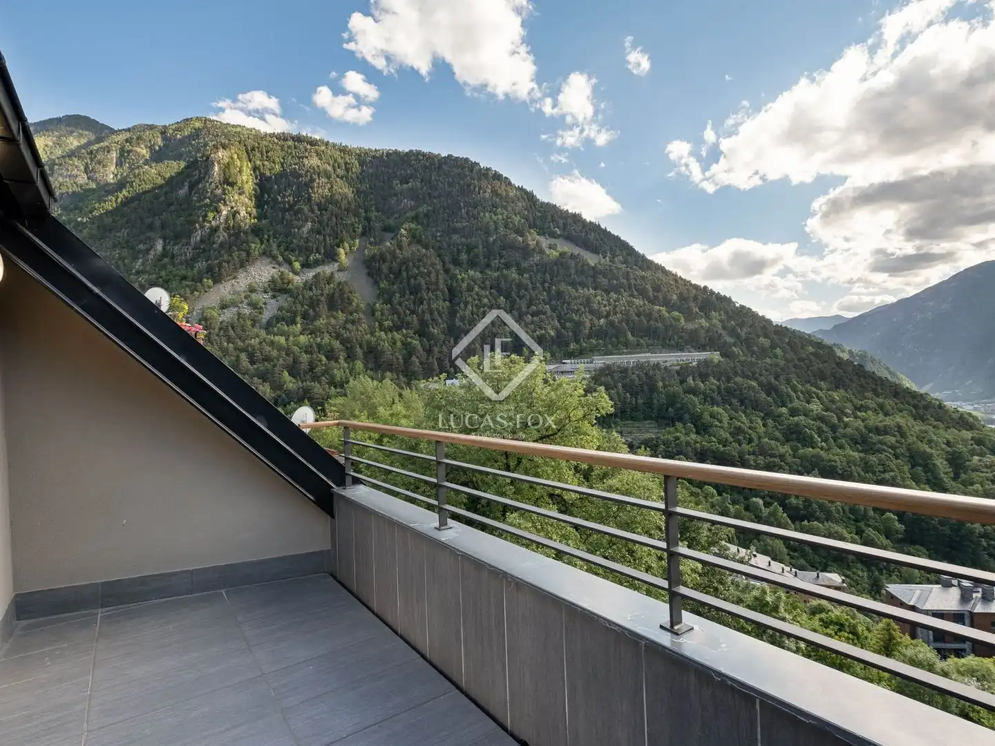 Terrasse von Wohnung zum Verkauf in Escaldes – Engordany mit Heizung, Parkett und Terrasse