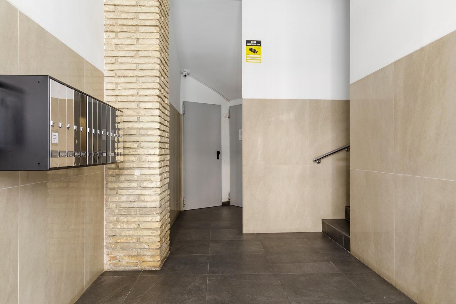 Flat for sale in  Zaragoza Capital  with Heating and Balcony