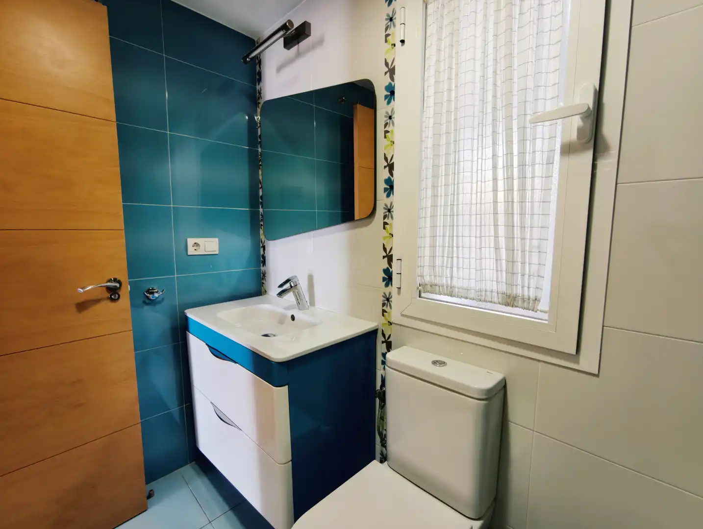 Baño de Piso en venta en Rincón de la Victoria con Aire acondicionado, Calefacción y Terraza