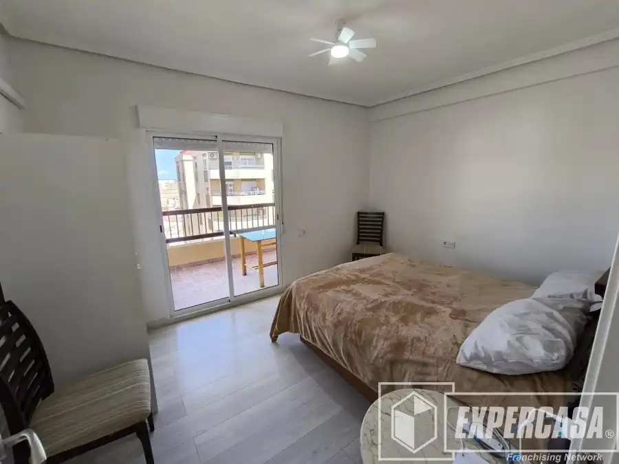 Habitación de Apartamento en venta en Alginet con Aire acondicionado, Calefacción y Parquet