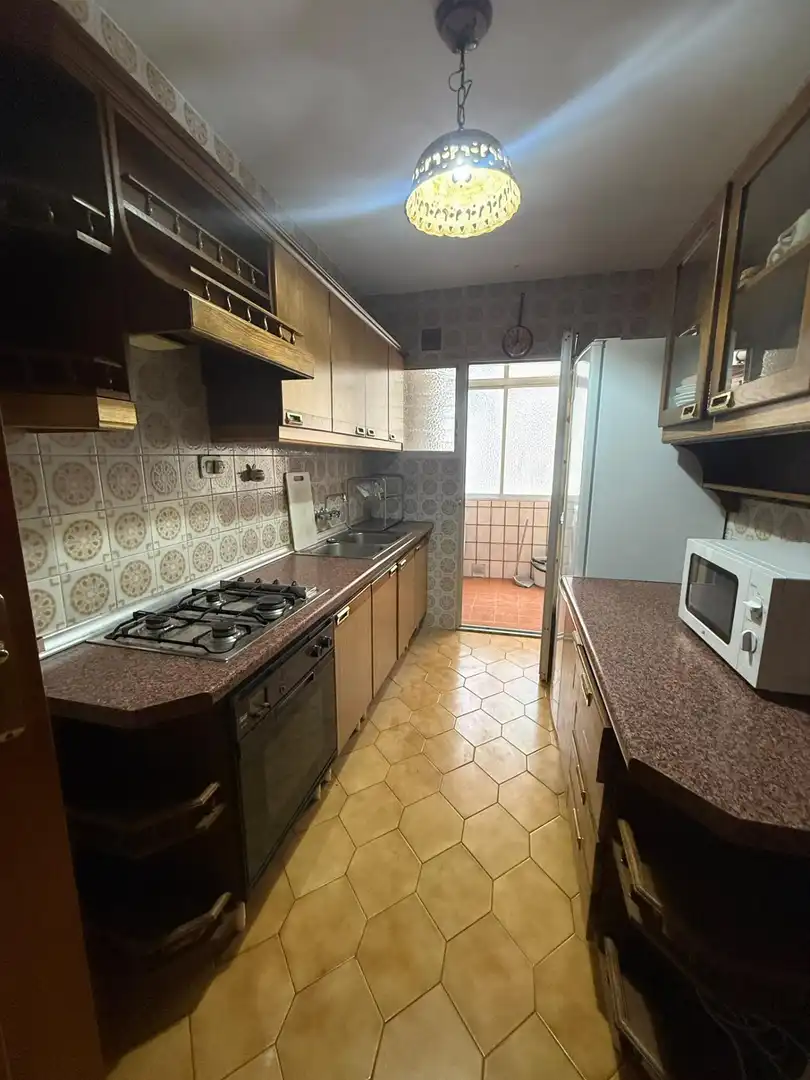 Cocina de Piso de alquiler en Granada con Terraza