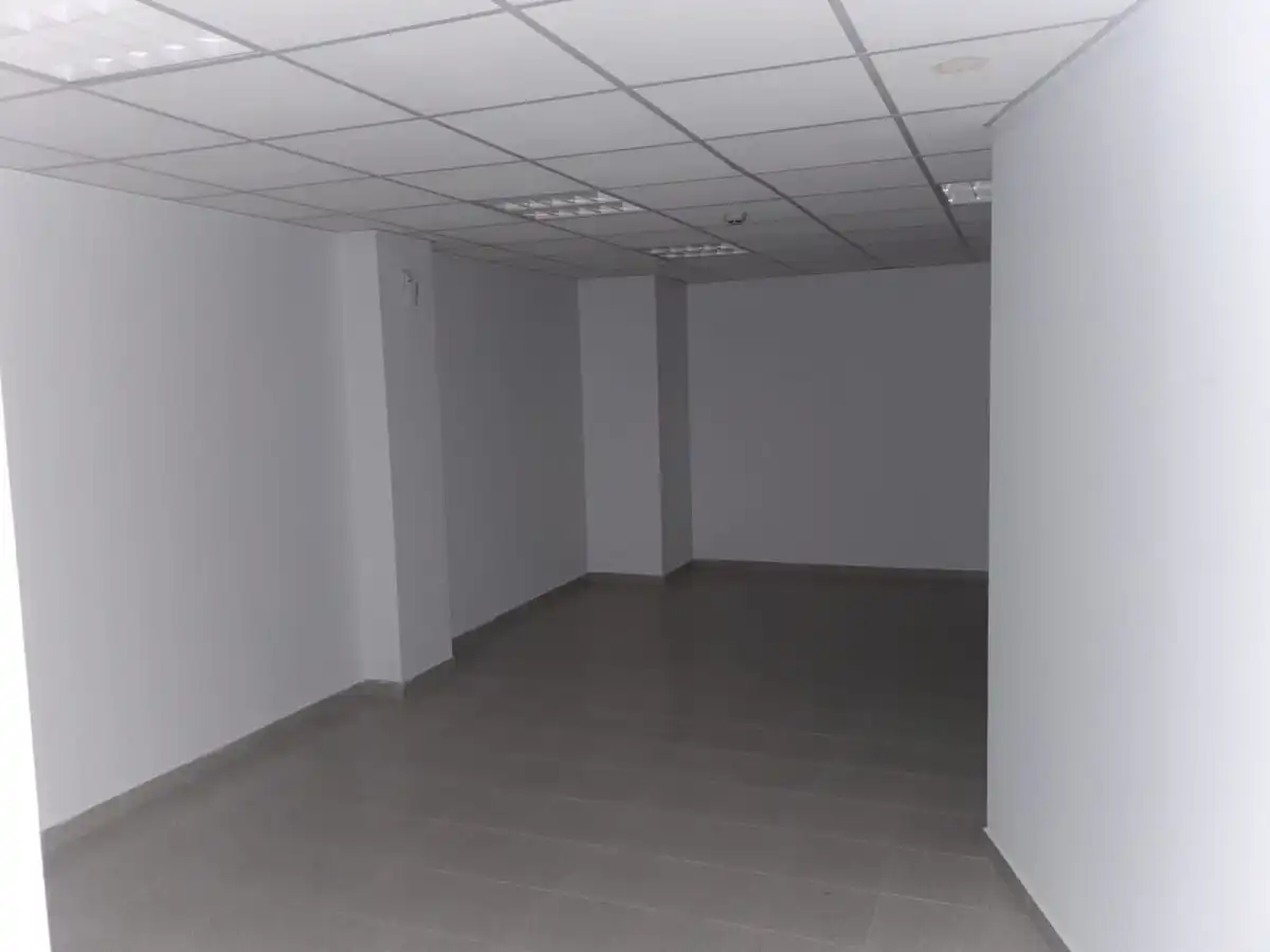 Business premises to rent in Federico Michavila Paus, imagen 5