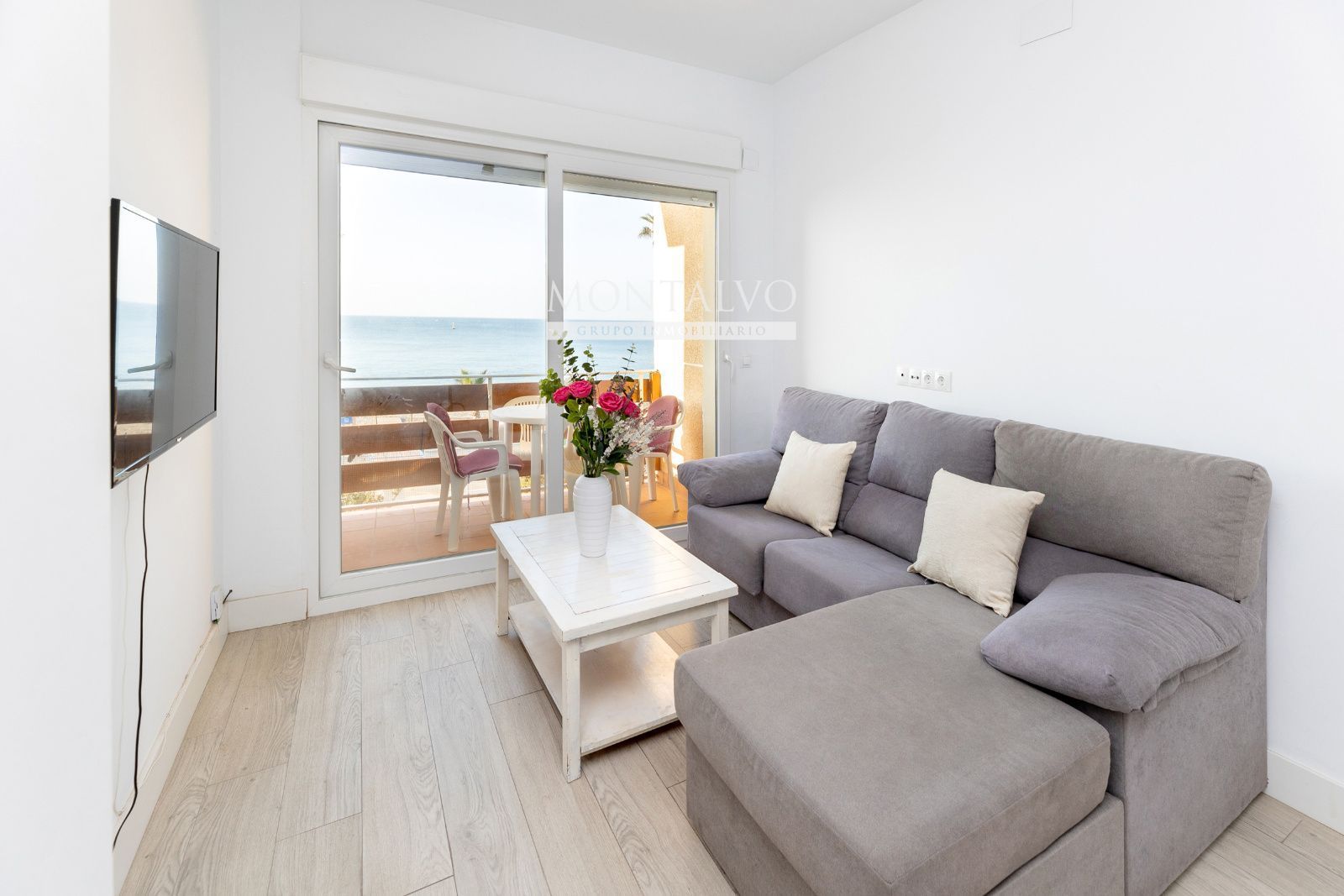 Sala d'estar de Pis en venda en Torrenueva Costa amb Terrassa