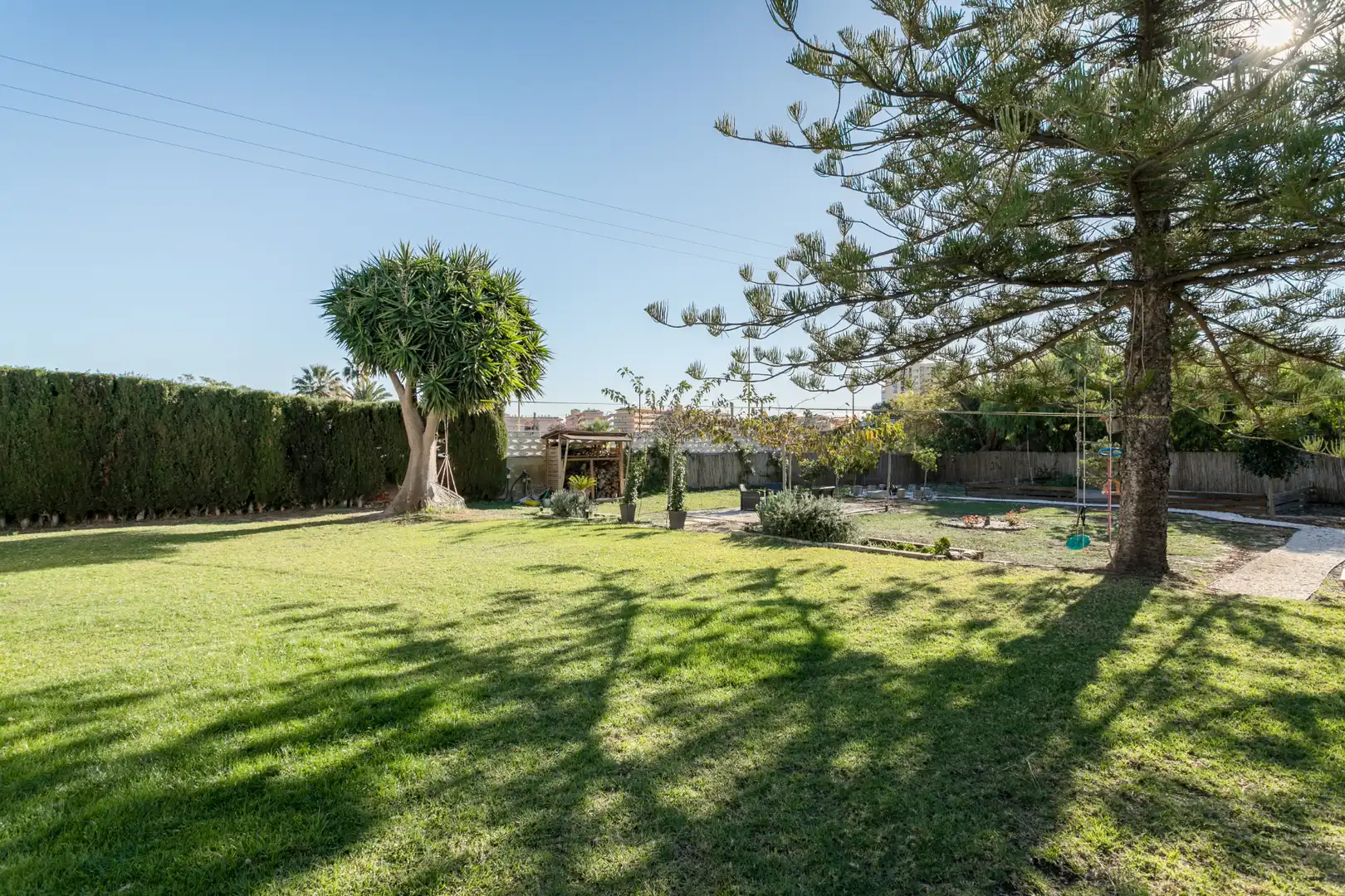 Jardí de Casa o xalet de lloguer en El Campello amb Aire condicionat, Calefacció i Jardí privat