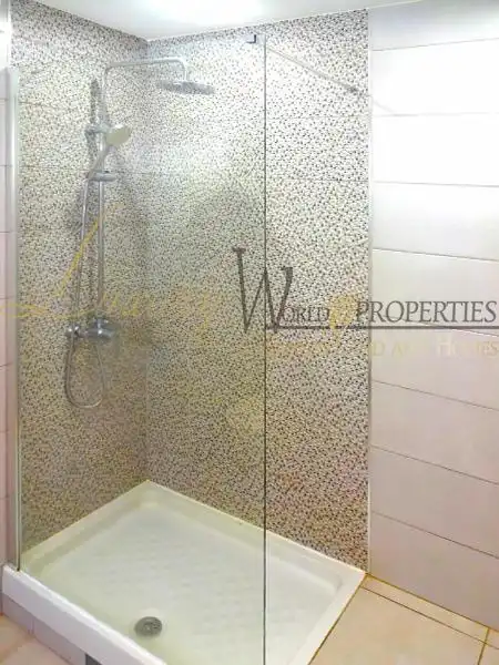 Bathroom of Attic for sale in Adeje  with Air Conditioner, Terrace and Furnished