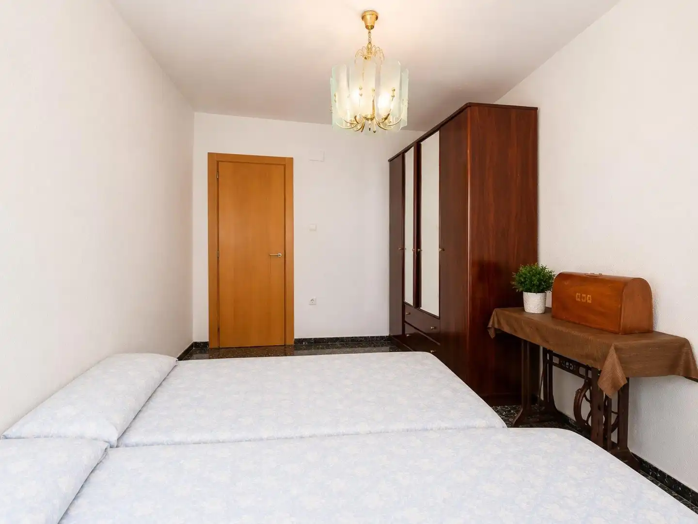 Habitación de Piso en venta en Xirivella con Aire acondicionado, Calefacción y Terraza
