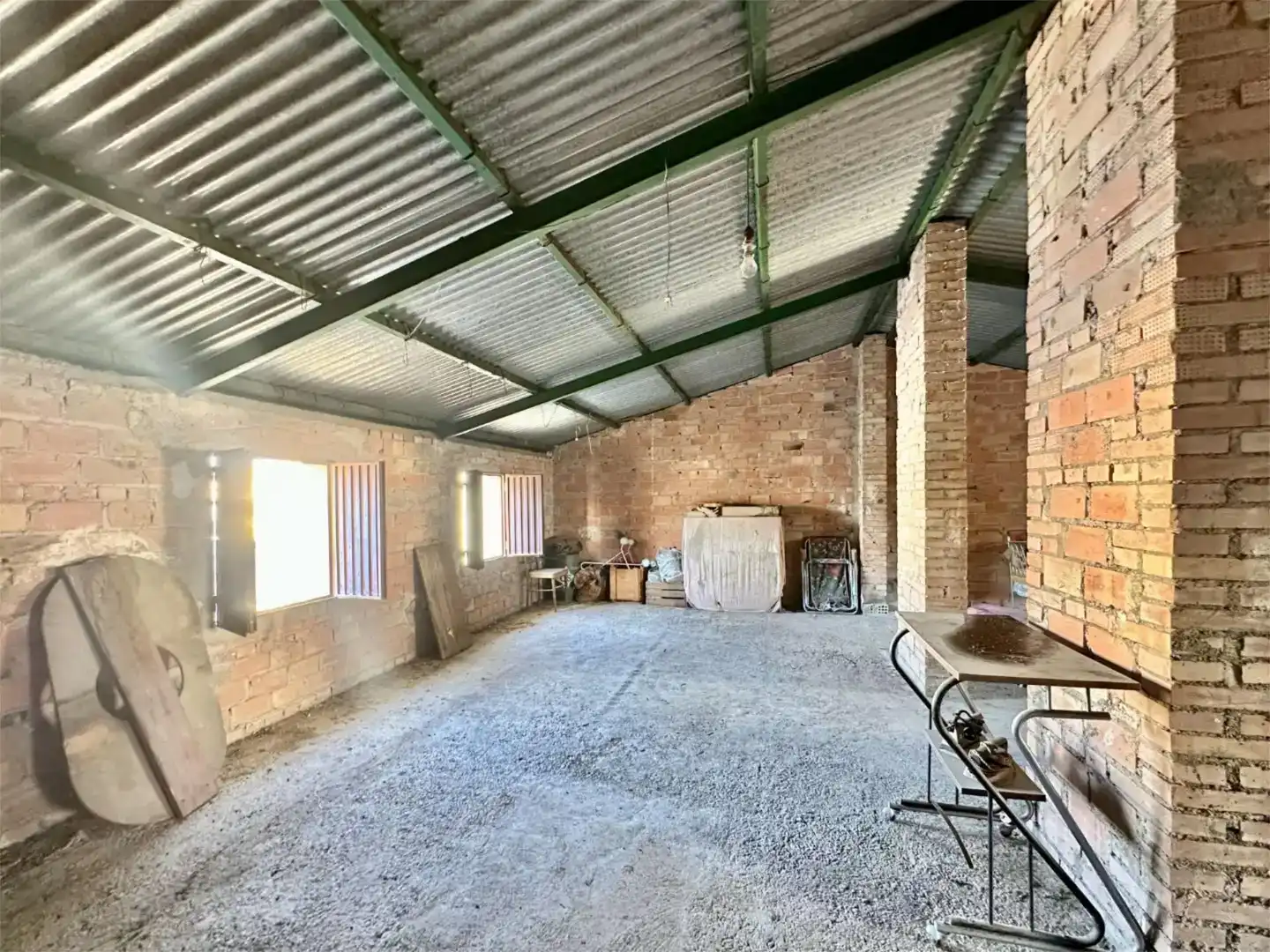 Casa adosada en venda en Mengíbar amb Balcó