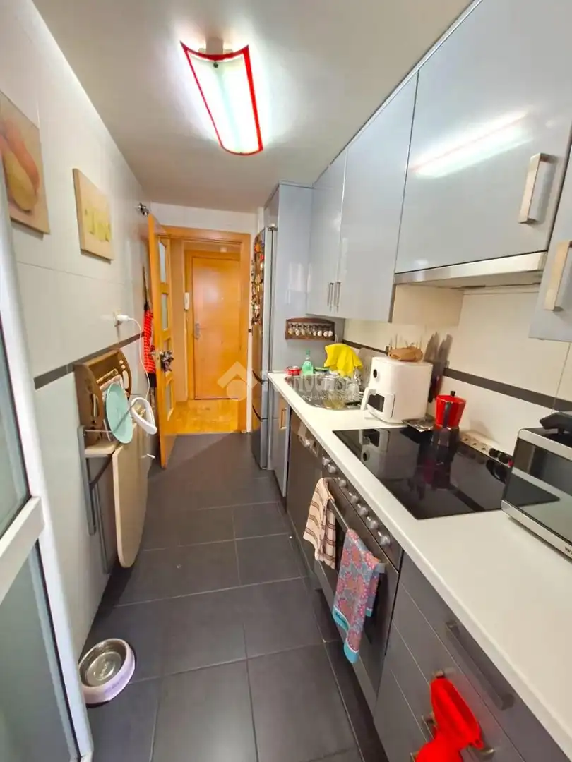 Kitchen of Flat for sale in Parla  with Air Conditioner, Heating and Parquet flooring