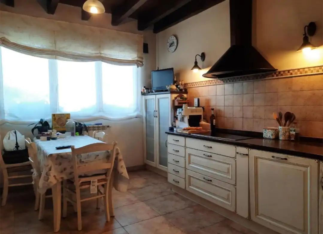 Küche von Haus oder Chalet zum Verkauf in Medina de Pomar mit Heizung und Privatgarten