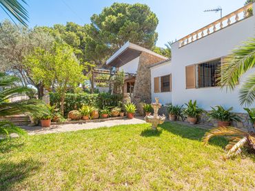 Villa con piscina in vendita a BARTOMEU XAMENA