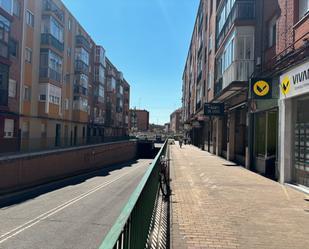 Vista exterior de Pis en venda en Valladolid Capital amb Balcó