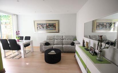 Sala d'estar de Pis en venda en  Barcelona Capital amb Aire condicionat i Terrassa